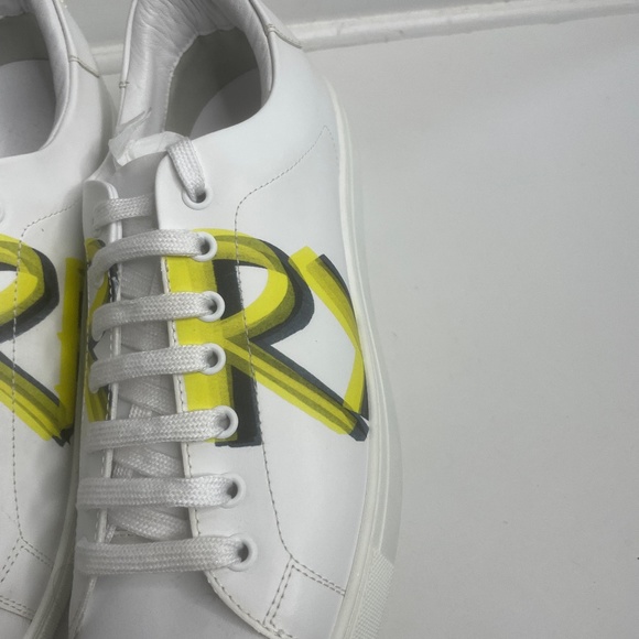 Burberry White Yellow Graffiti Logo Sneakers Italy Size 43 ITLE0SH074CAS - Picture 9 of 13